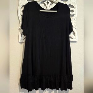 Easel Black Ruffled Tunic Tee - 3X
